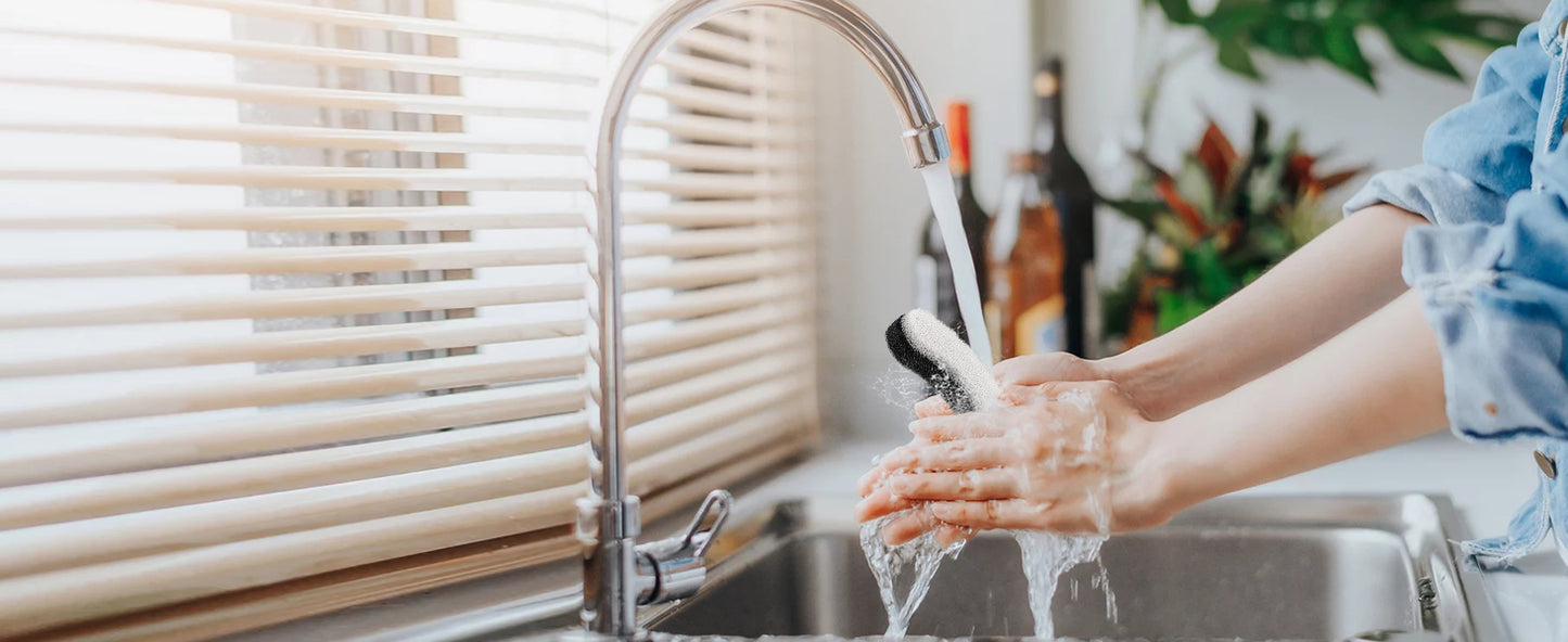 2-Gallon Automatic Dispenser for Large Dogs & Pets